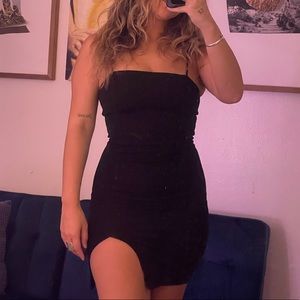 Forever 21! Black dress with slit! Size small!